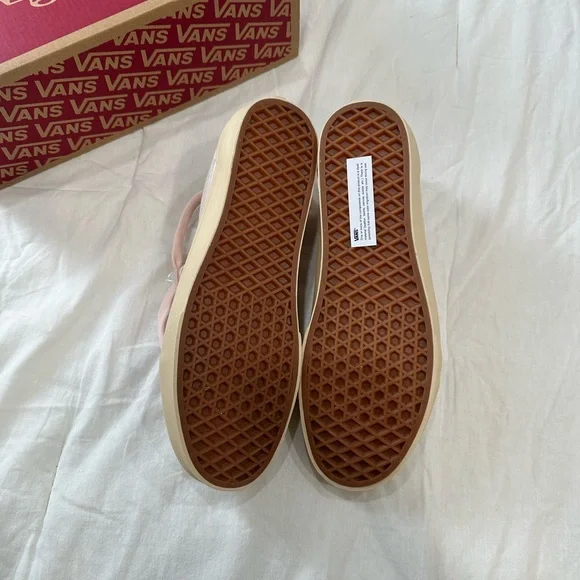Vans Women's Blush Pink Sneakers - Picture 3 of 6